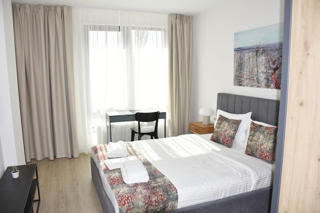 Tokiyo: A Lovely City Center 2 Bedrooms Apartment With Private Parking Sofía Exterior foto